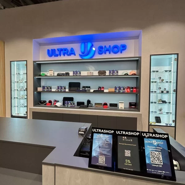 Торгове обладнання для магазину ULTRA SHOP, ТРЦ Lavina Mall м.Київ