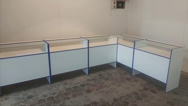 тумба в магазин