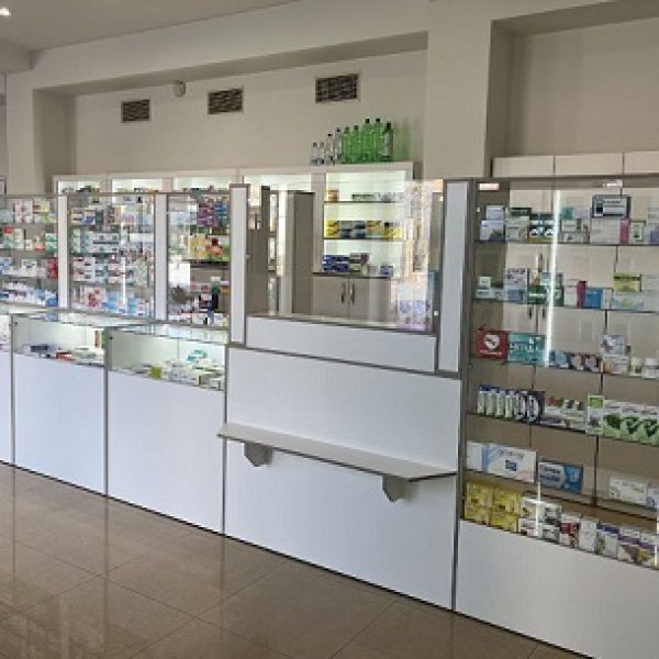 Торговое оборудование для аптеки «Меделия», Закарпатье